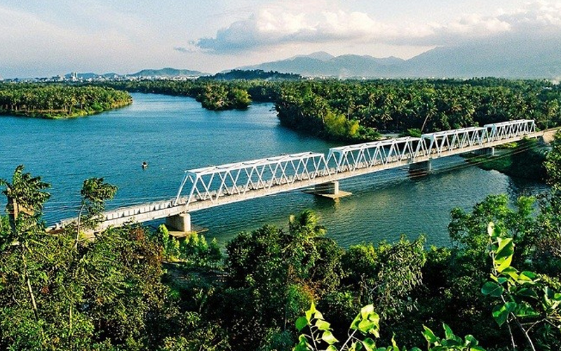 Du lịch trên sông Cái Nha Trang