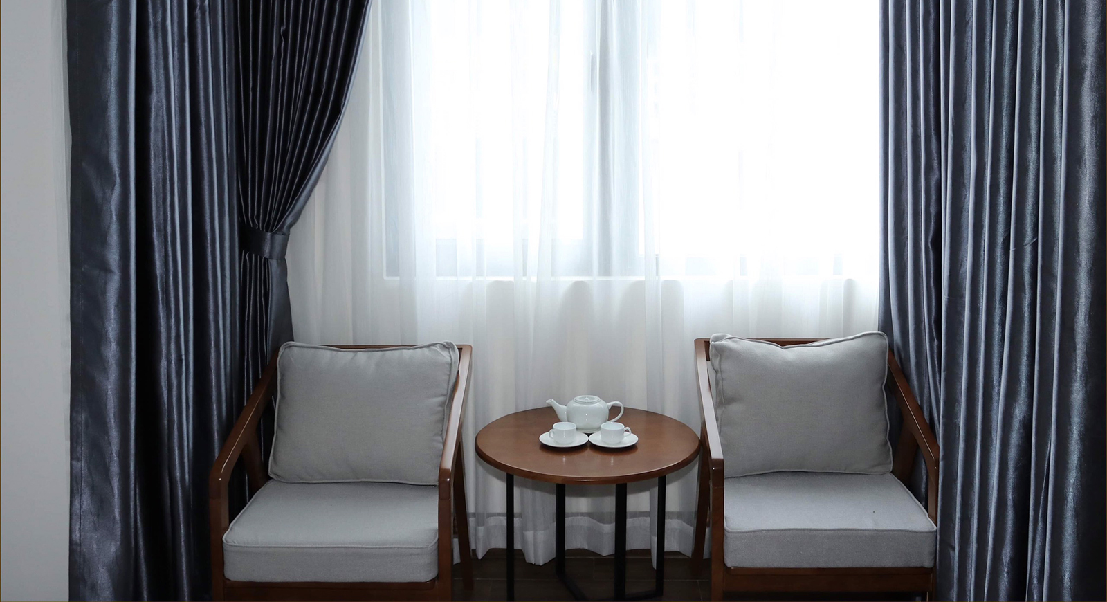 Twin room - 2 Double bed for 4 People